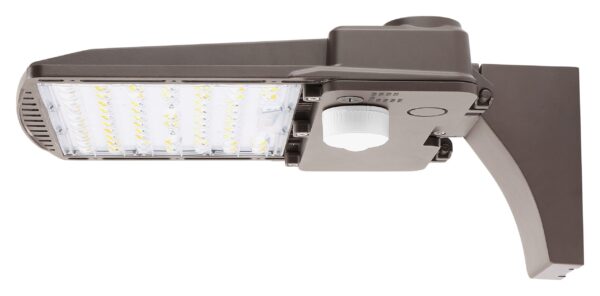 RLD LED Parking Lot Light w/Straight Arm
