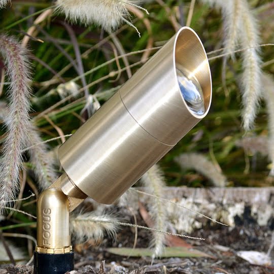 MR16 Brass Bullet Light Threaded Cap